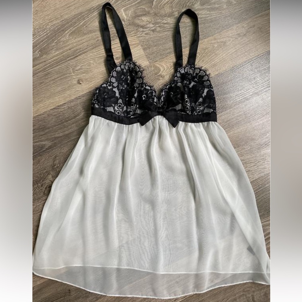 NWOT Peignoir sexy lingerie nightgown white and black XS-S, EUR 38, UK 10